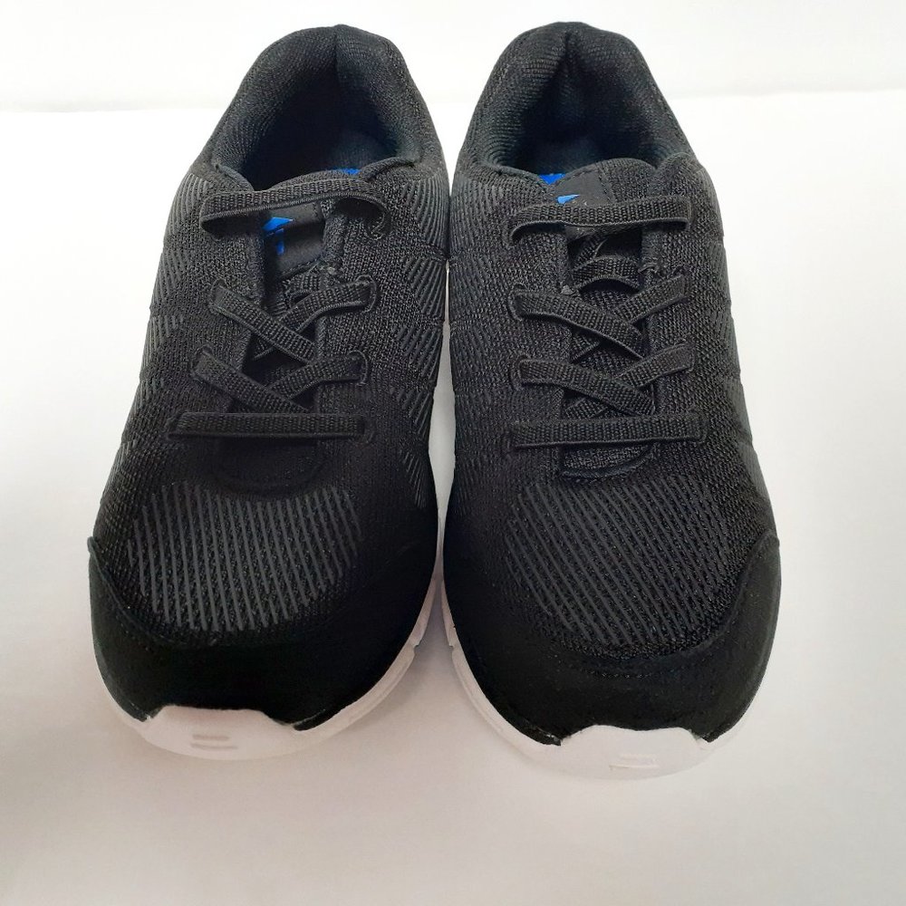 AVIA Boys Shoes Black Avi-Rift Slip On Sneakers Mesh Size 3 New